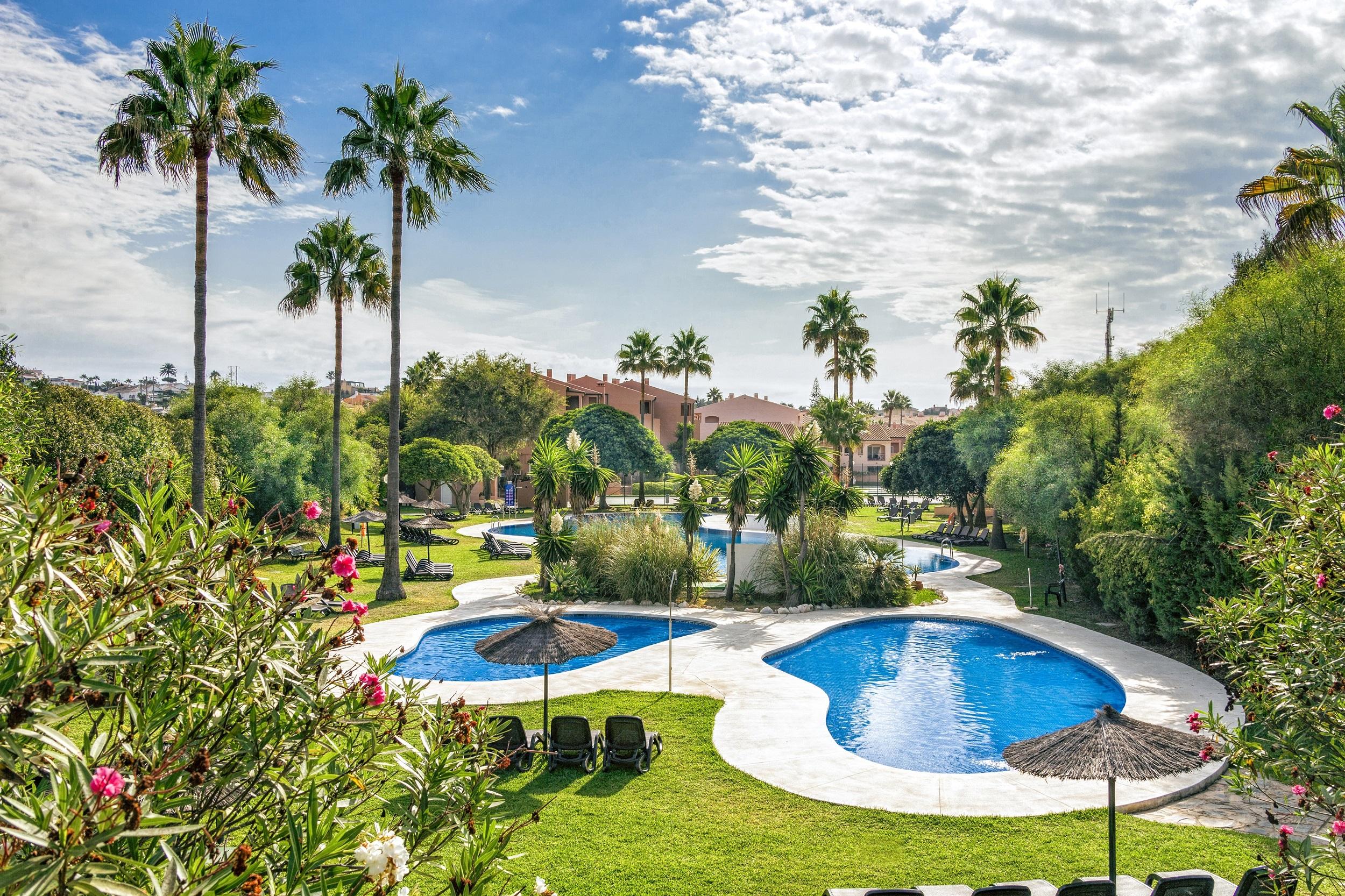 Los Amigos Beach Club Ла-Кала-де-Міхас Екстер'єр фото